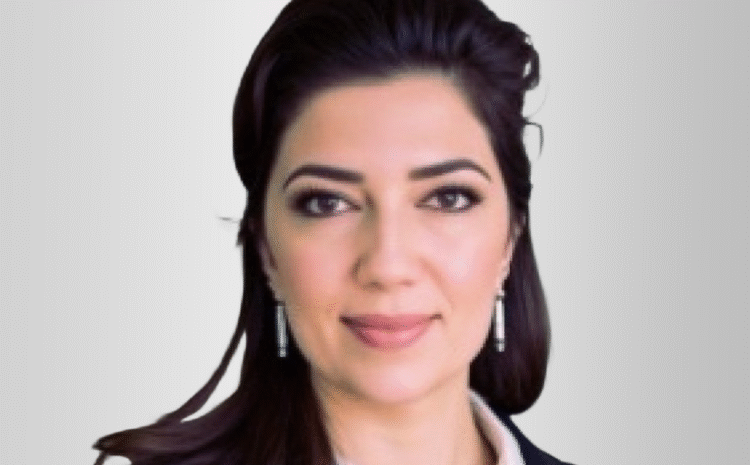  Esra Kırkavak